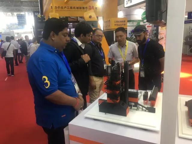 凤凰论坛资料中心